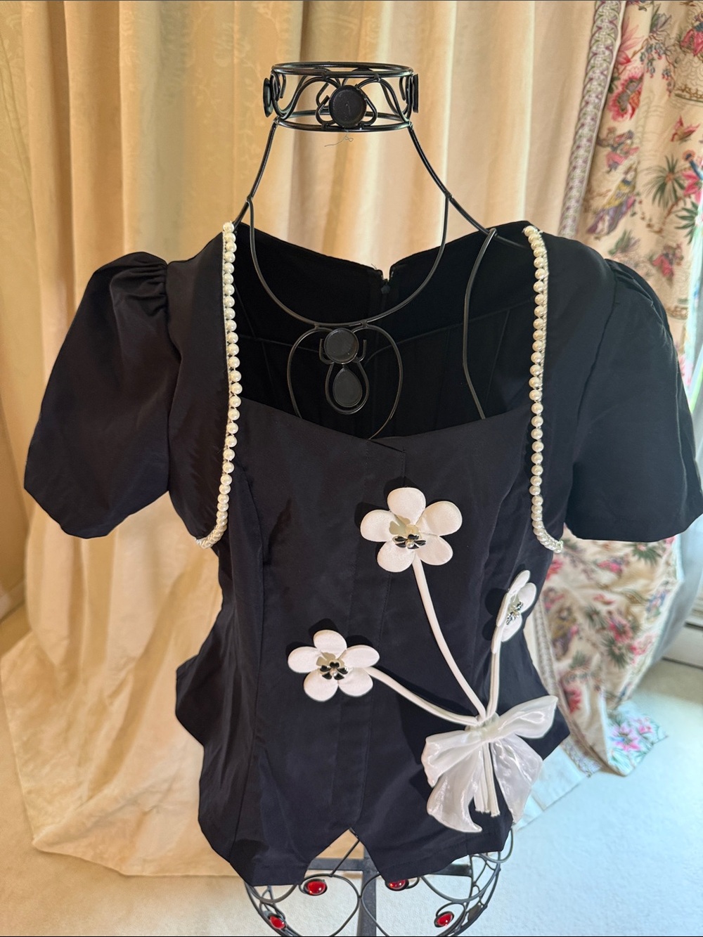 Black  Floral Appliqué Puff Sleeve Top with Pearl Trim